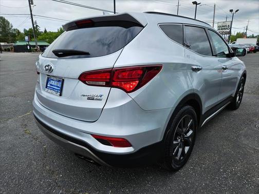 2018 Hyundai Santa Fe Sport 2.0L Turbo Ultimate