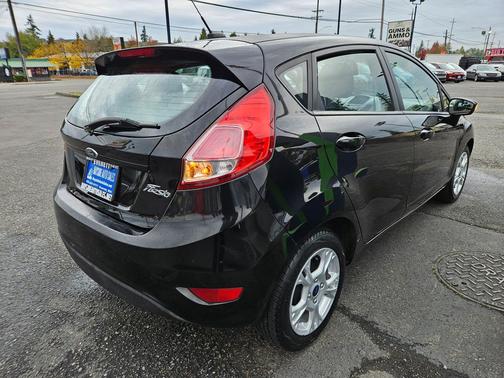 2015 Ford Fiesta SE