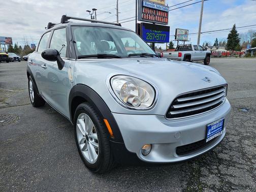 2012 MINI Cooper Countryman Base