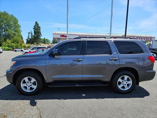 2014 Toyota Sequoia SR5