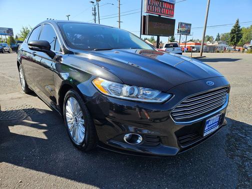 2015 Ford Fusion Hybrid SE