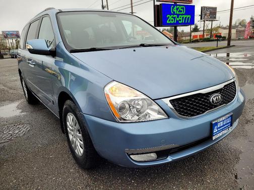 Photo 3 of 22 of 2014 Kia Sedona LX