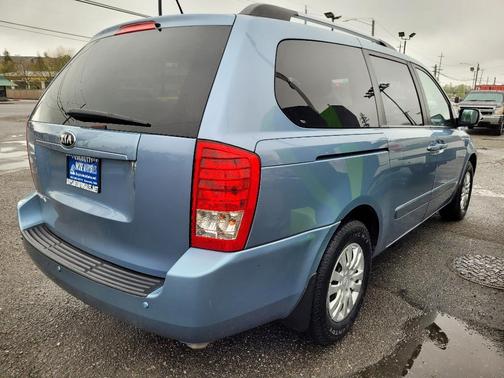 Photo 4 of 22 of 2014 Kia Sedona LX
