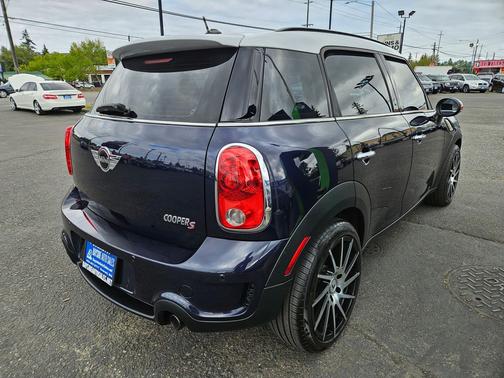 2012 MINI Cooper S Countryman Base