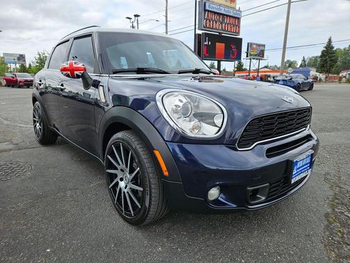 2012 MINI Cooper S Countryman Base