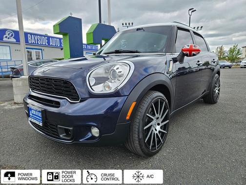 2012 MINI Cooper S Countryman Base