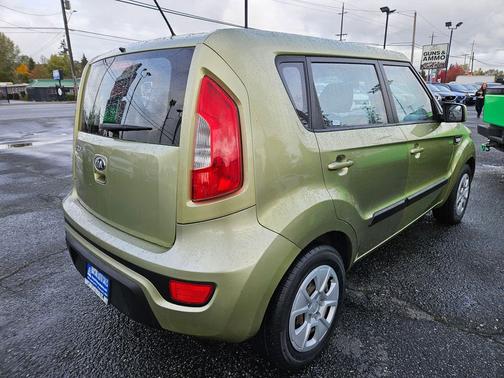 2013 Kia Soul Base