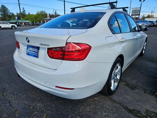 2015 BMW 320 i