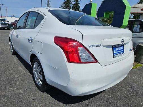 2012 Nissan Versa 1.6 S