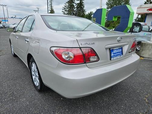 2004 Lexus ES 330 Base