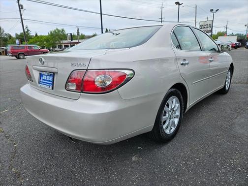 2004 Lexus ES 330 Base