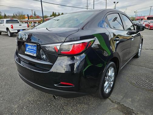 2016 Scion iA Base