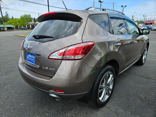 2012 Nissan Murano LE
