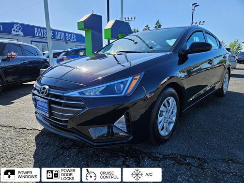 2019 Hyundai ELANTRA SE