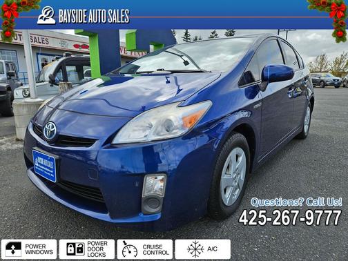 2010 Toyota Prius III