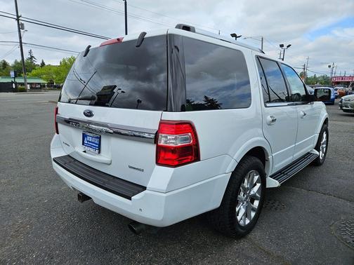 Oxford White 2017 Ford Expedition Limited