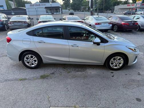 2019 Chevrolet Cruze LS