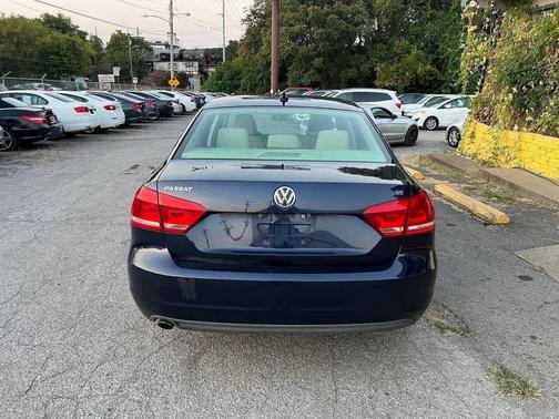 2012 Volkswagen Passat 2.5 SE
