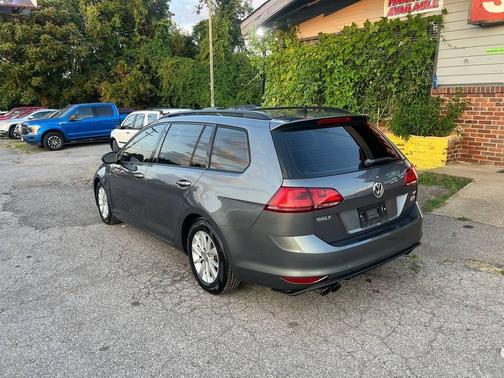 2015 Volkswagen Golf SportWagen TSI S 4-Door