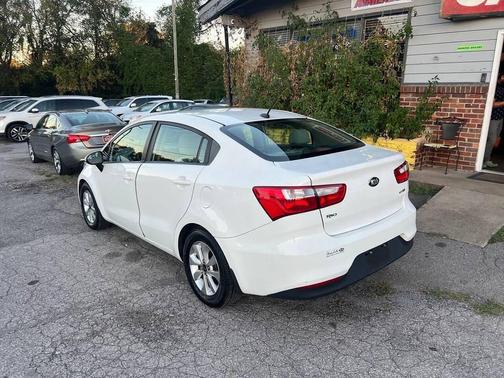 2016 Kia Rio EX