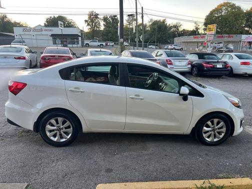 2016 Kia Rio EX