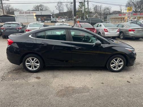 2018 Chevrolet Cruze LT