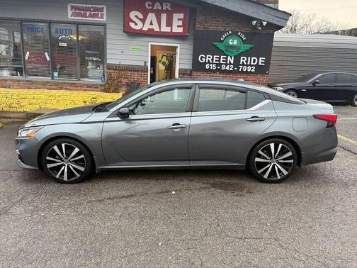 2020 Nissan Altima SR FWD