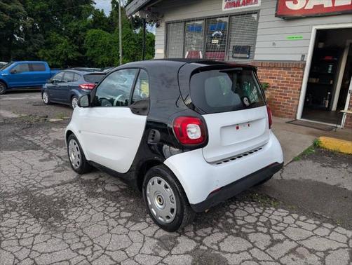 2017 smart ForTwo pure