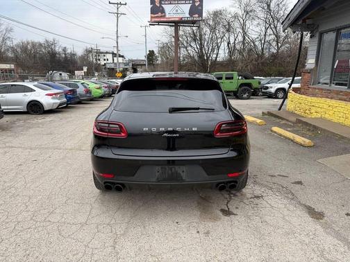 2017 Porsche Macan Base AWD 4dr SUV