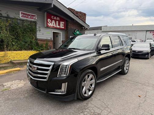2018 Cadillac Escalade Luxury