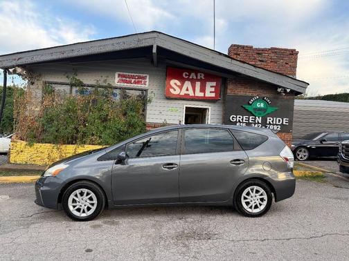 2014 Toyota Prius v Three