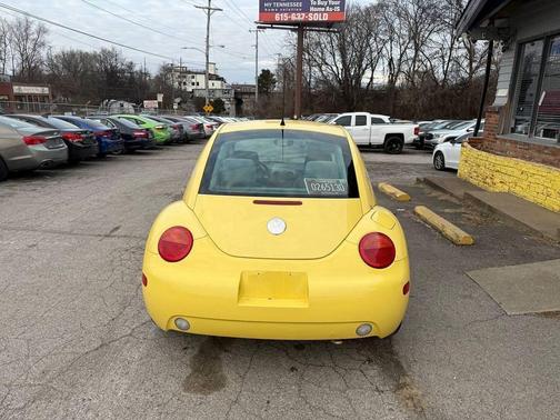 2004 Volkswagen New Beetle GLS 2.0L