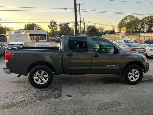 2008 Nissan Titan SE Crew Cab