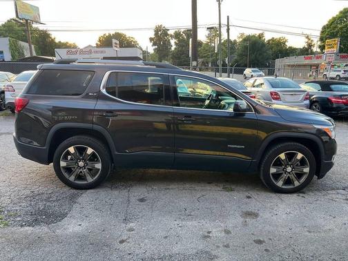2017 GMC Acadia SLT-2