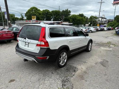 2016 Volvo XC70 T5 Premier