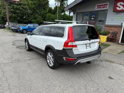 2016 Volvo XC70 T5 Premier