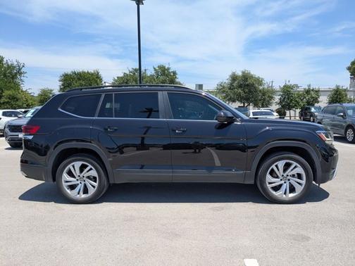 2022 Volkswagen Atlas 3.6 SE w/ Technology