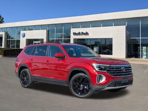 2025 Volkswagen Atlas 2.0T SE w/ Technology