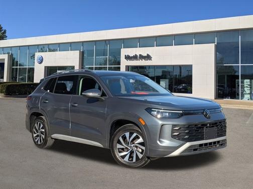 2025 Volkswagen Tiguan 2.0T S