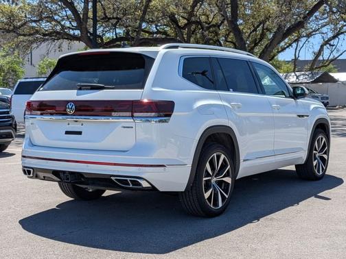 2024 Volkswagen Atlas 2.0T SEL Premium R-Line