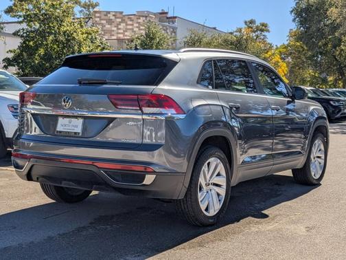 2023 Volkswagen Atlas Cross Sport 2.0T SE w/ Technology