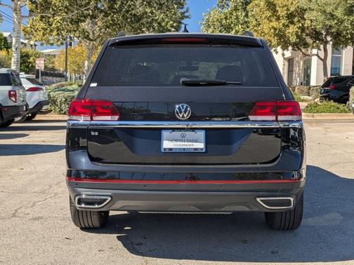 2023 Volkswagen Atlas 2.0T SE w/ Technology