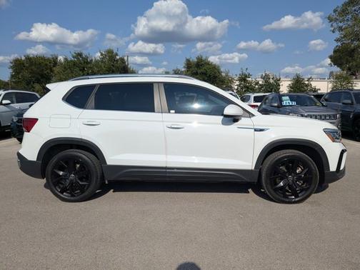 2022 Volkswagen Taos 1.5T SEL