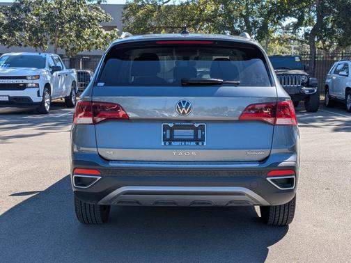 2024 Volkswagen Taos 1.5T SE