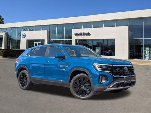 2025 Volkswagen Atlas Cross Sport 2.0T SE w/ Technology