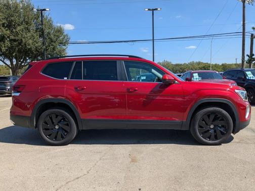2025 Volkswagen Atlas 2.0T SE w/ Technology