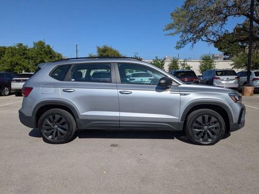 2022 Volkswagen Taos 1.5T S