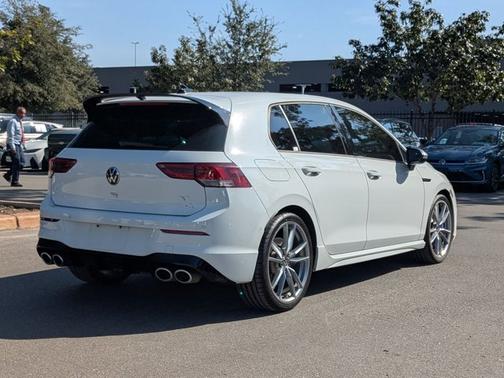 2024 Volkswagen Golf R 2.0T