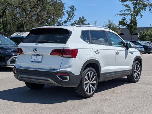2022 Volkswagen Taos 1.5T SE