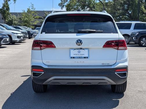 2022 Volkswagen Taos 1.5T SE